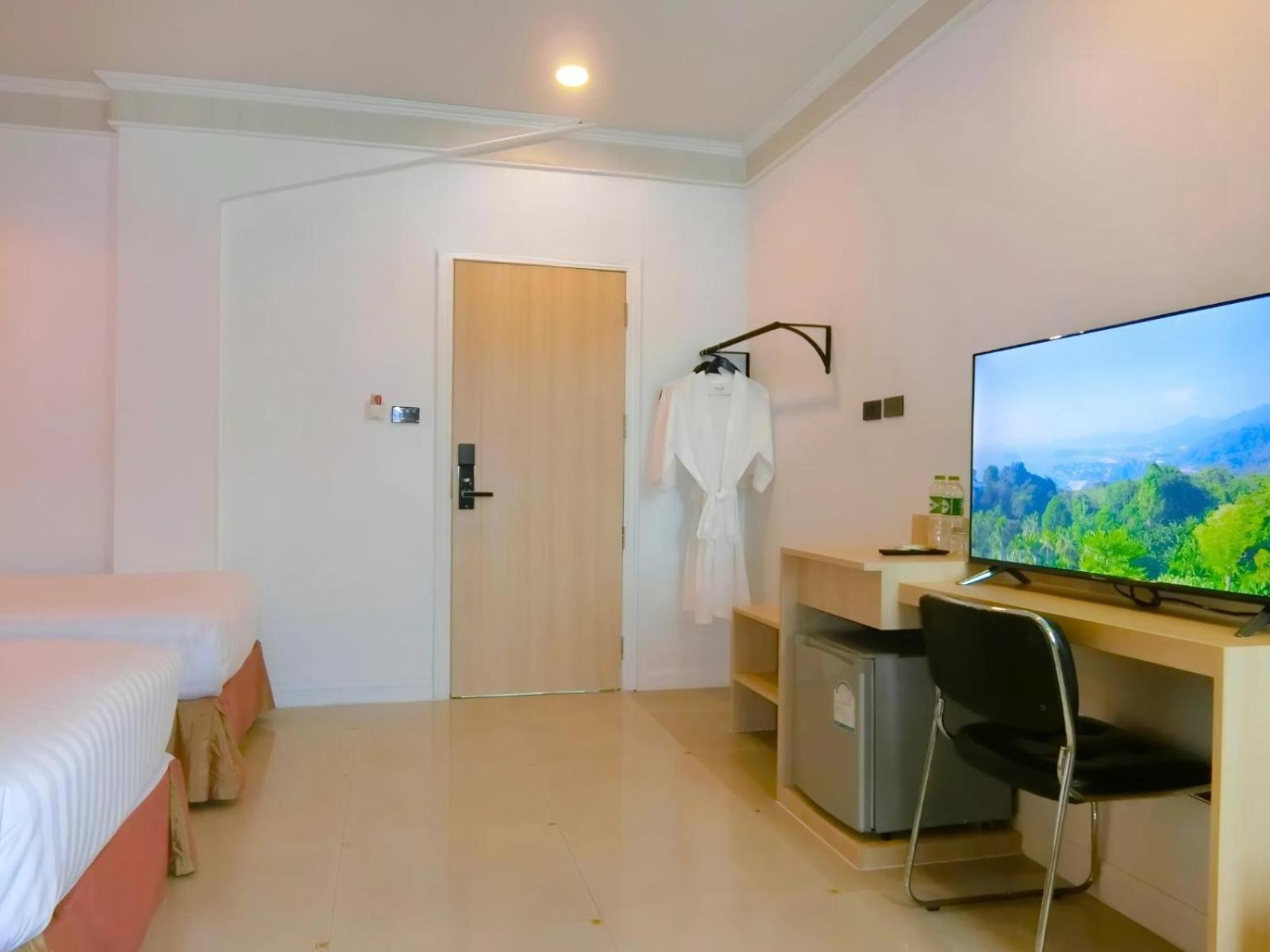 Sira Boutique Residence - Newly Renovated Patong Экстерьер фото