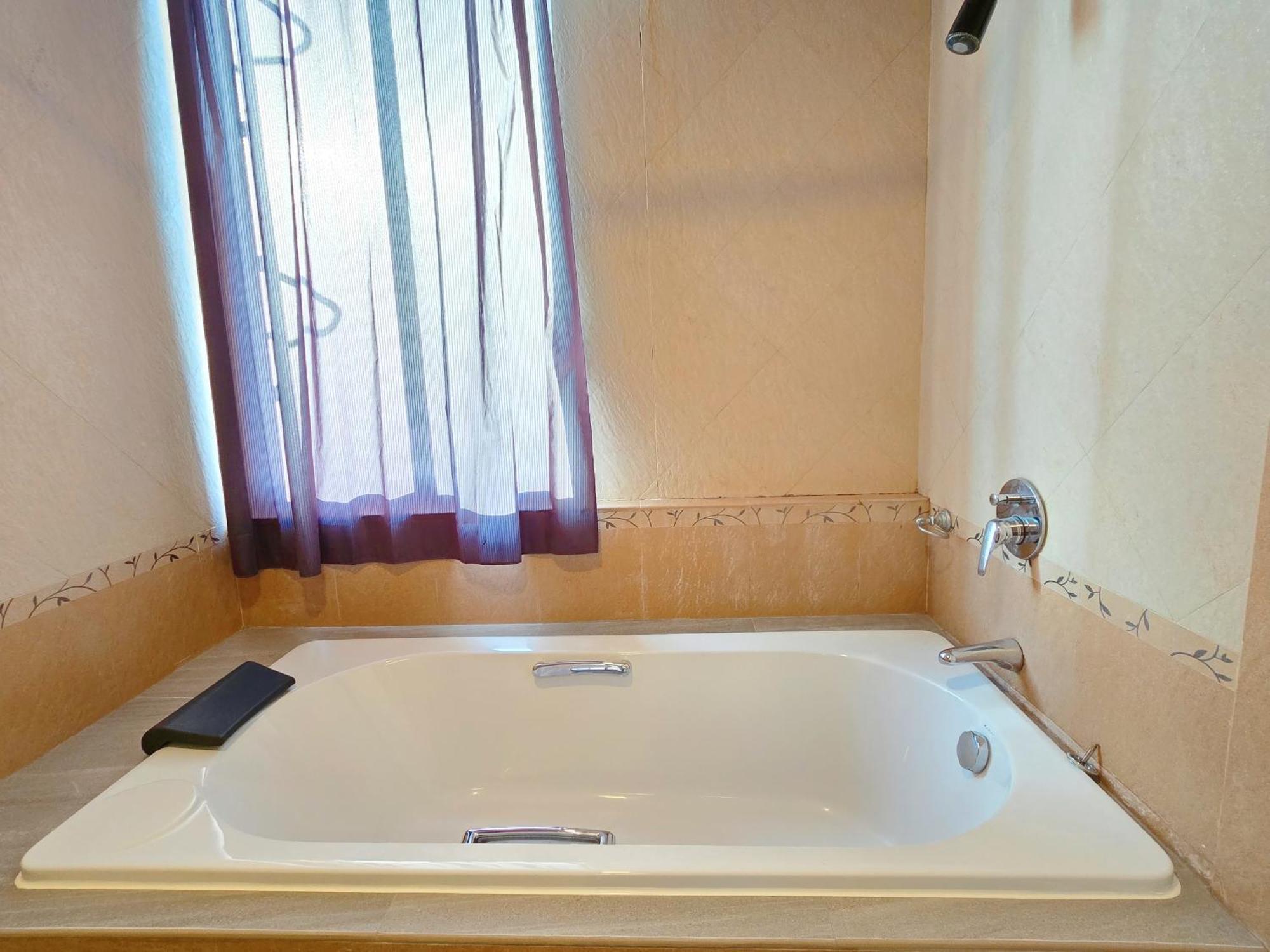 Sira Boutique Residence - Newly Renovated Patong Экстерьер фото